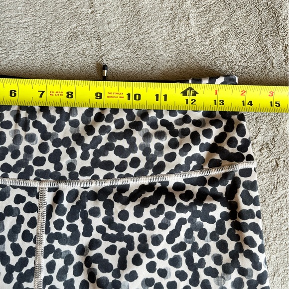 Lululemon Pedal to the Medal Tight - Picture 12 of 14